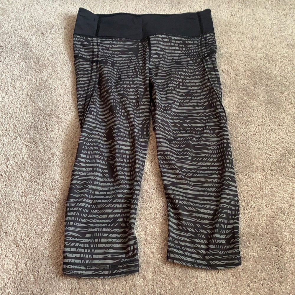 Lululemon Top Speed Crop